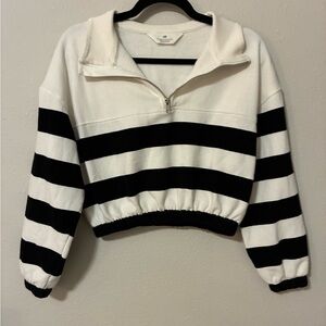 H&M Black and White Striped Cropped Sweatshirt